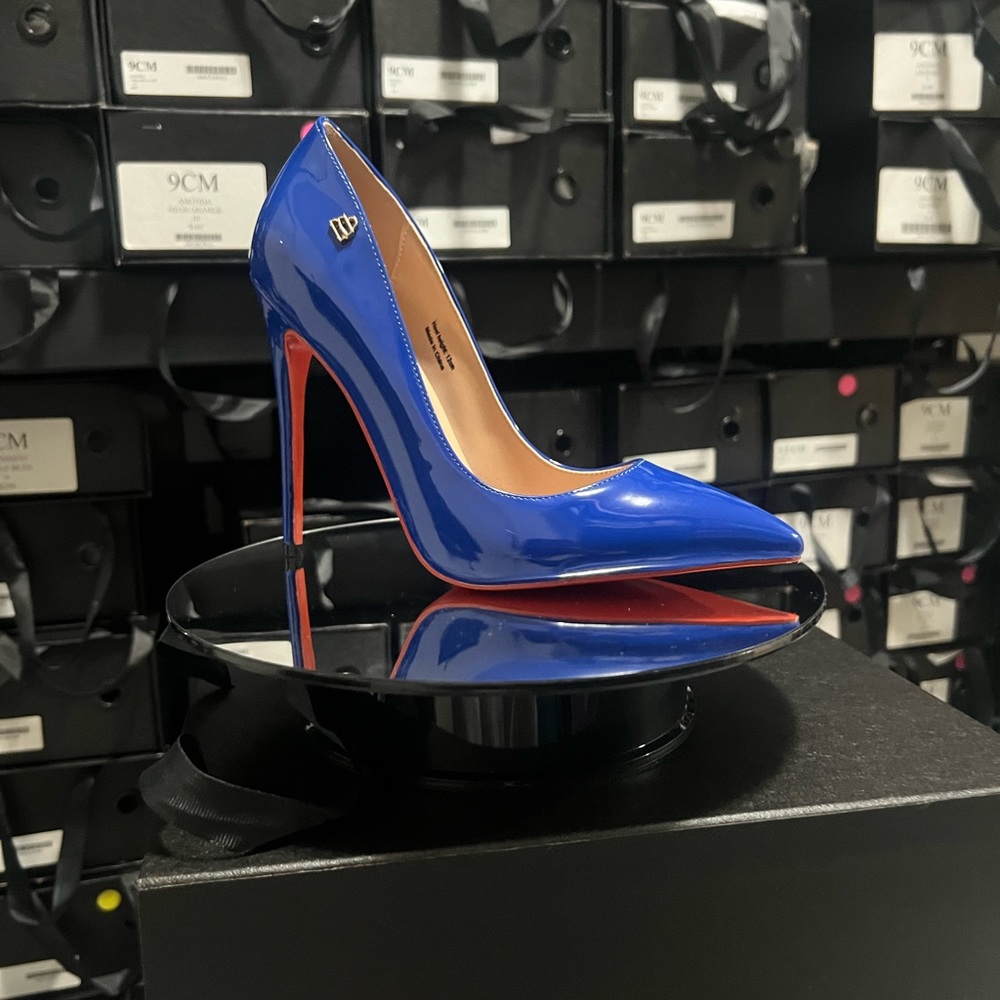 New cobalt blue pumps